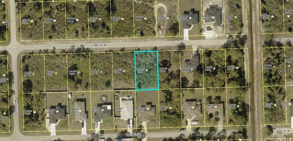 3209 72ND ST W - Photo 1