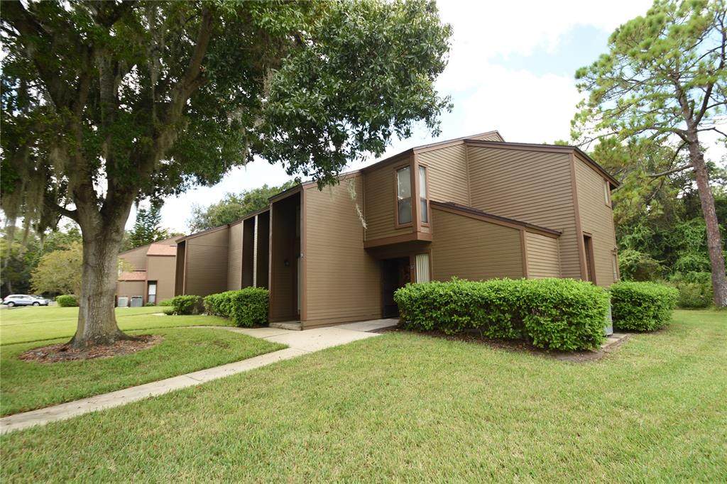 38 Oxford Lane - Photo 1