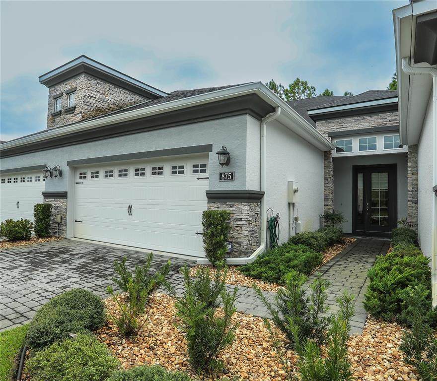 875 Pinewood Drive - Photo 1