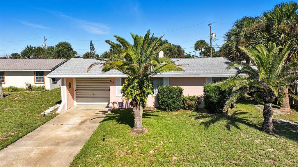 5 Poinsettia Drive - Photo 1