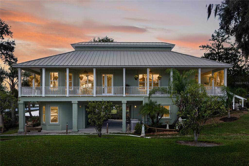 301 Saratoga Drive - Photo 1