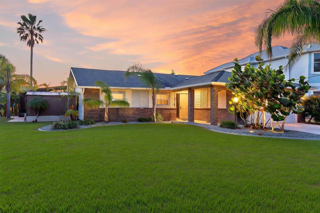 61 Comanche Court - Photo 1