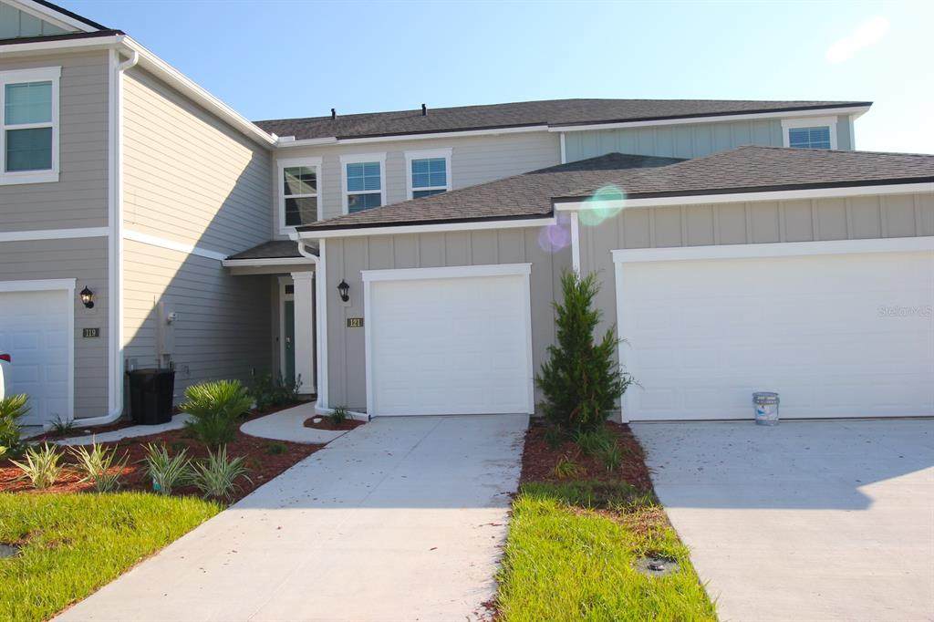 121 Redbud Road - Photo 1