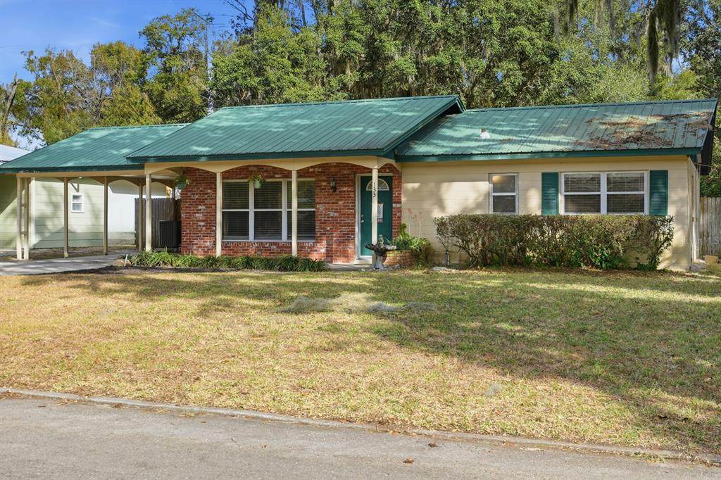 133 Crestwood Avenue - Photo 1