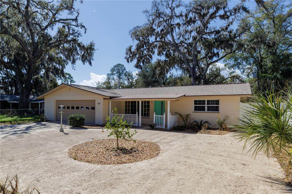 1016 Cherokee Ranch Road - Photo 1