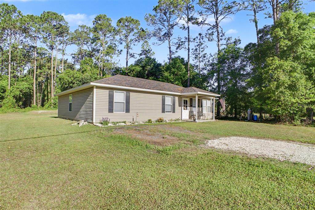 1886 Laurel Avenue - Photo 1