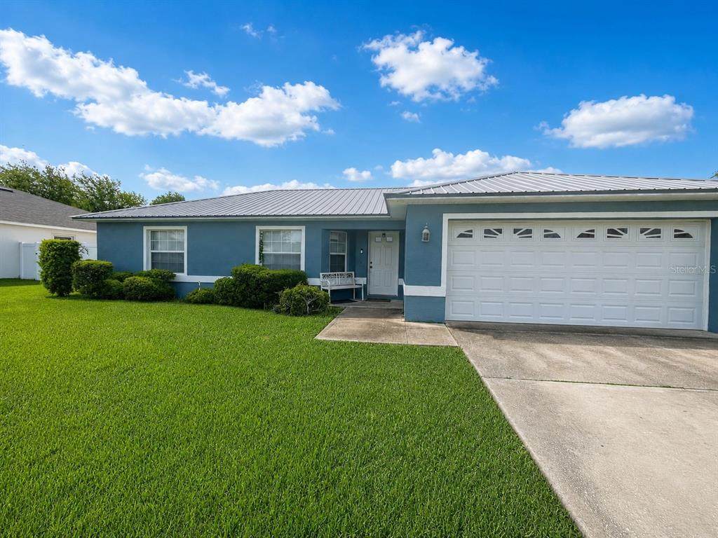 19 Roxbury Lane - Photo 1