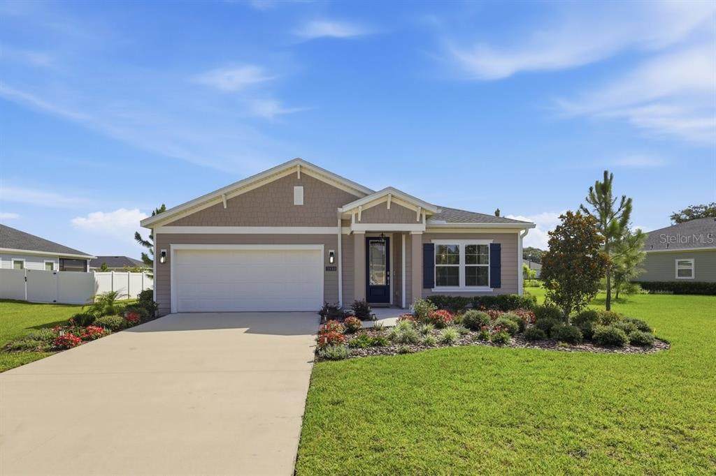 2110 Raglan Circle - Photo 1
