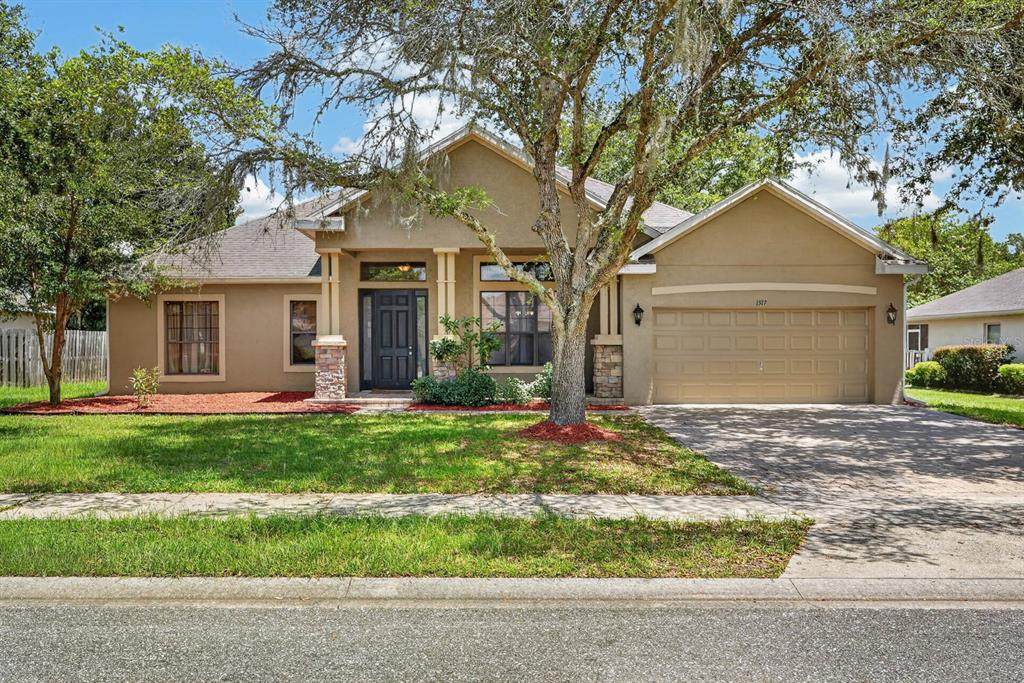 1517 Clapton Drive - Photo 1
