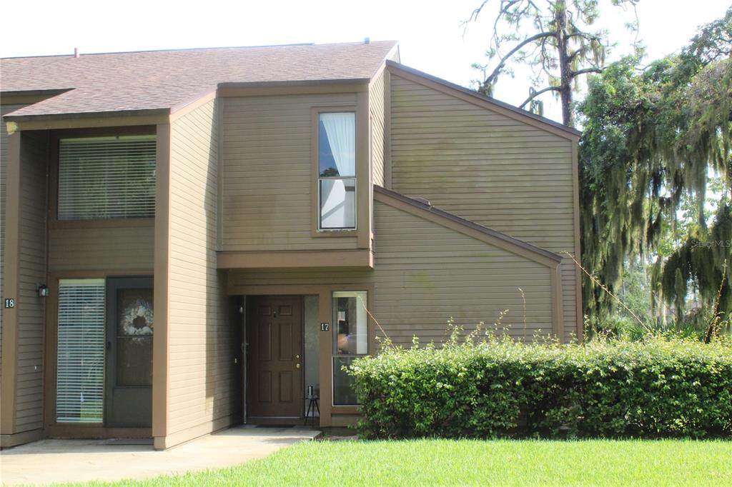 17 Oxford Lane - Photo 1