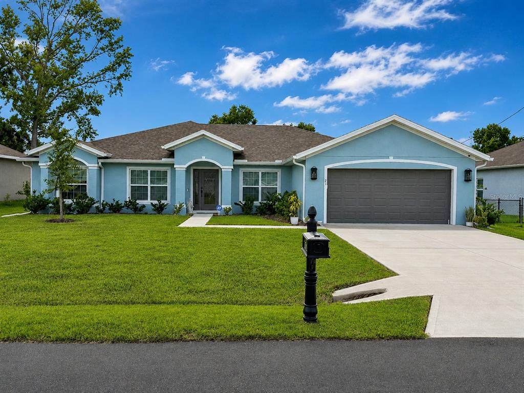 21 Wood Clift Lane - Photo 1