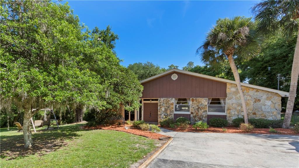 18605 Lake Daisy Road - Photo 1