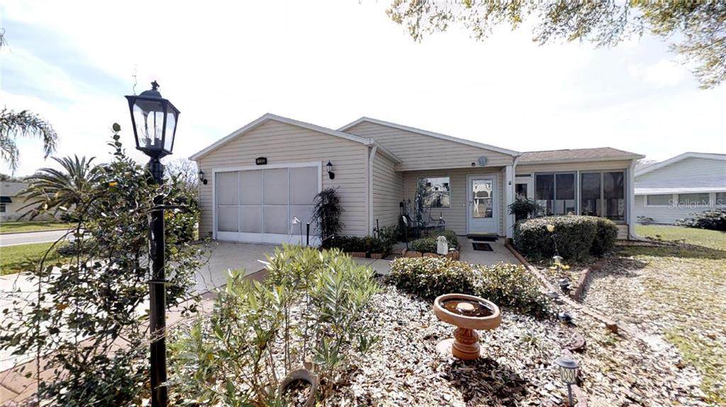 1202 Panama Place - Photo 1