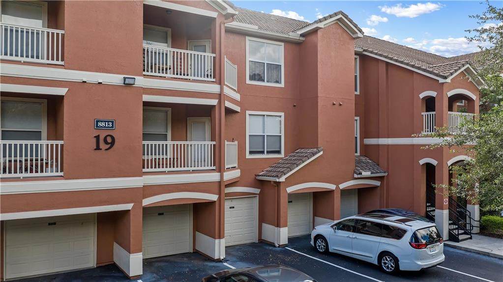 8813 Villa View Circle - Photo 1