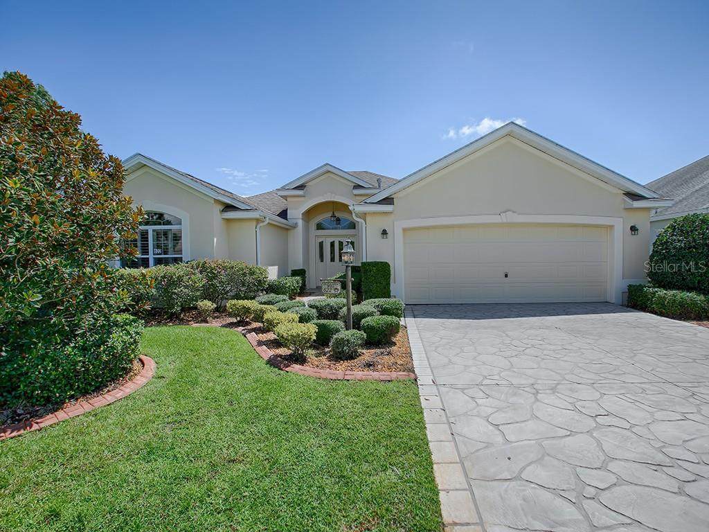 622 Maybank Loop - Photo 1