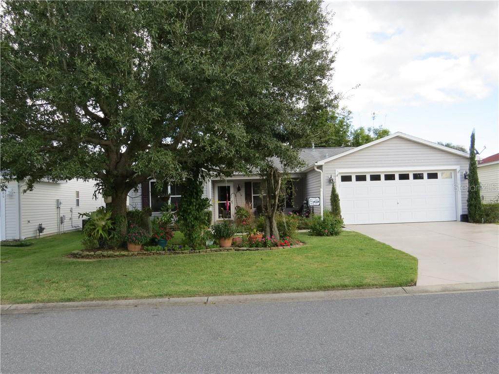 984 Livingston Loop - Photo 1