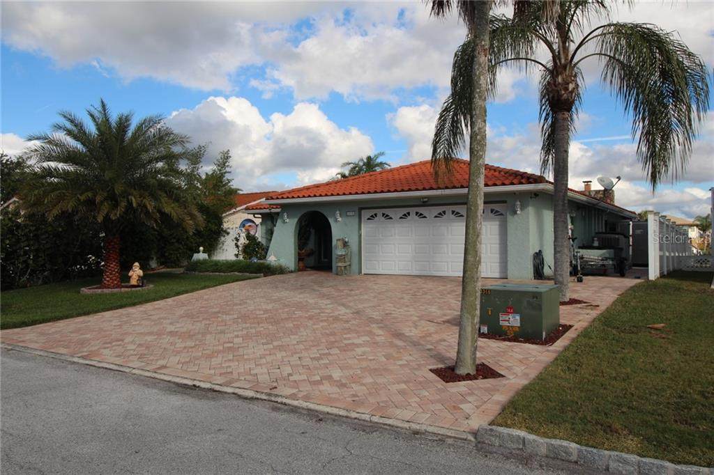 15712 Century Drive - Photo 1