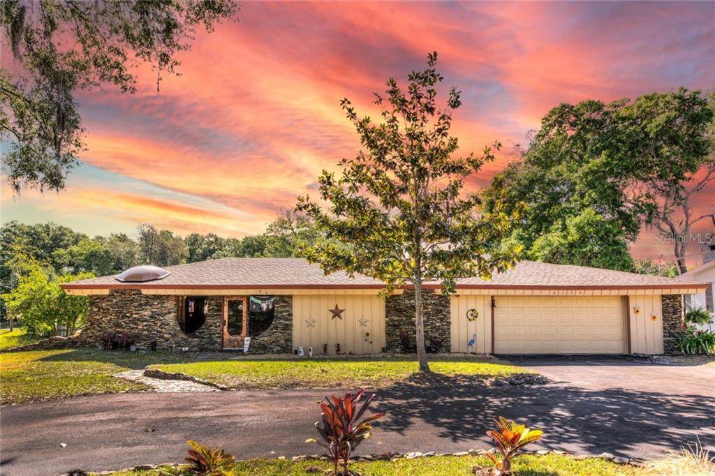 2314 Hillside Drive - Photo 1