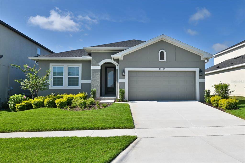 17059 Crestmont Boulevard - Photo 1