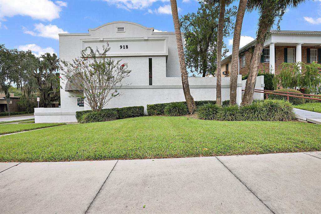 918 Main Street - Photo 1