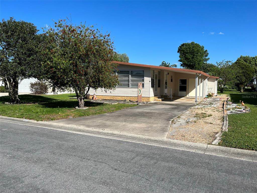 814 Truman Avenue - Photo 1