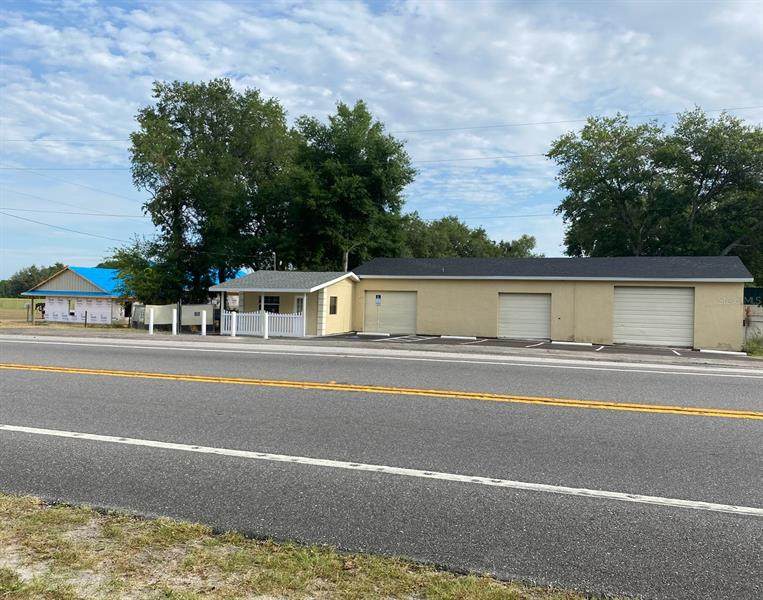 942 Myers Boulevard - Photo 1