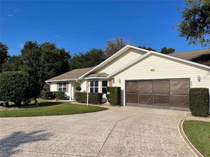 26811 Forest Hills Street - Photo 1