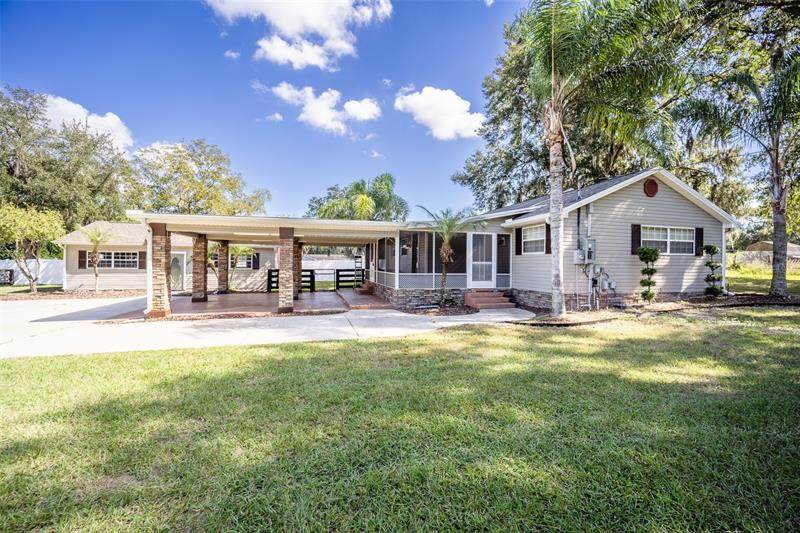 512 Oak Terrace - Photo 1