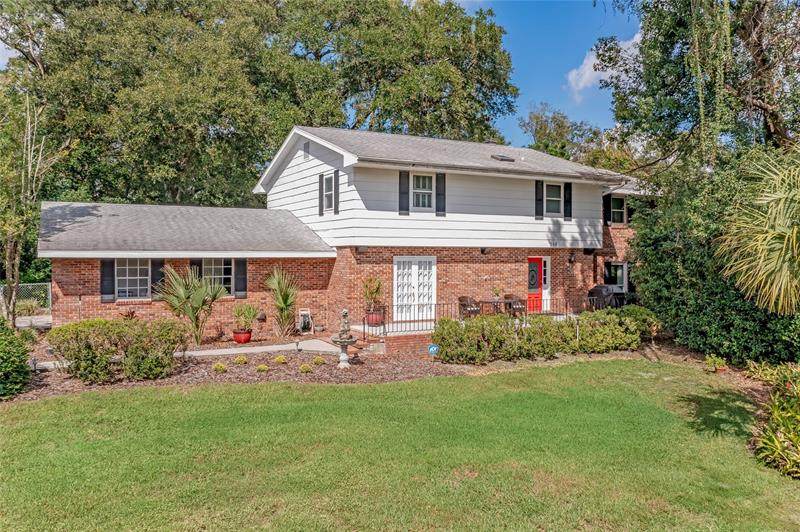 398 Pressview Avenue - Photo 1
