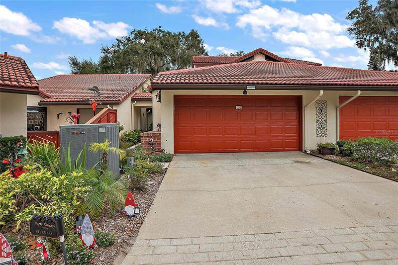 1002 Clusterwood Drive - Photo 1