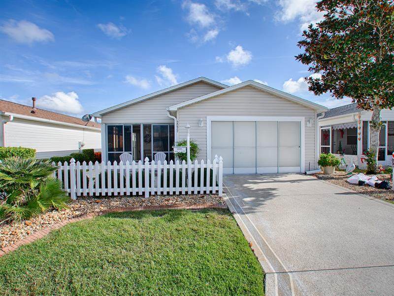 2277 Edgefield Drive - Photo 1