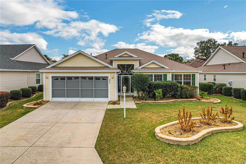 7764 166TH SMALLWOOD Place - Photo 1