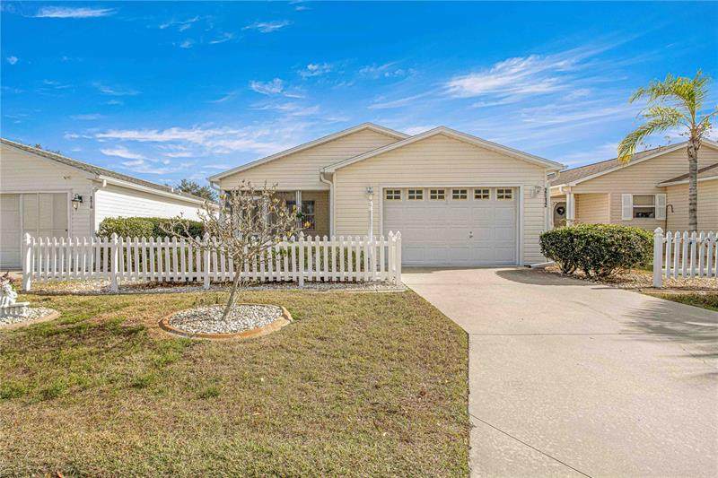 2612 Botello Avenue - Photo 1