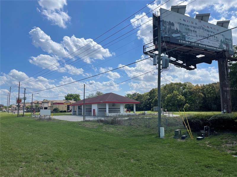 16714 Us Highway 441 - Photo 1