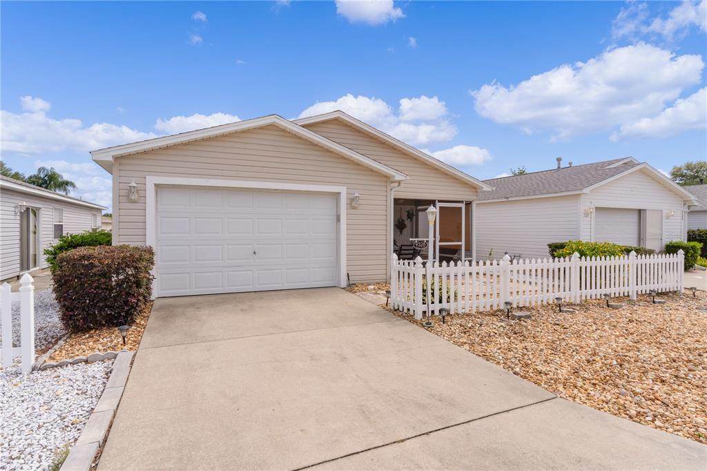 9328 172nd Wayside Place - Photo 1