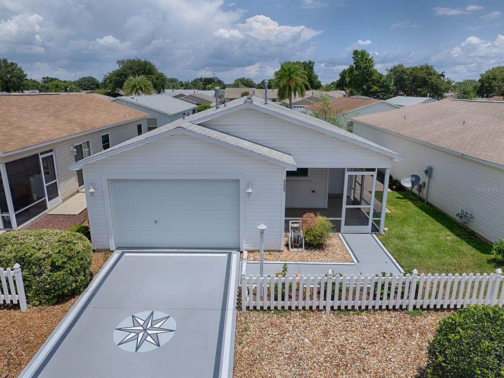3652 Amelia Avenue - Photo 1