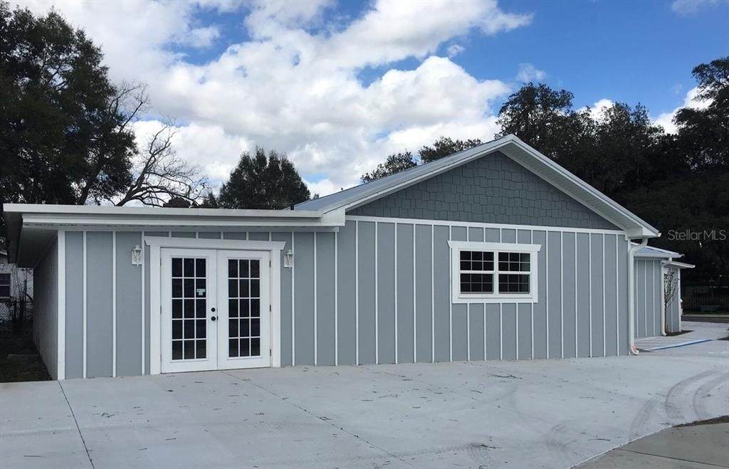 601 Webster Street - Photo 1