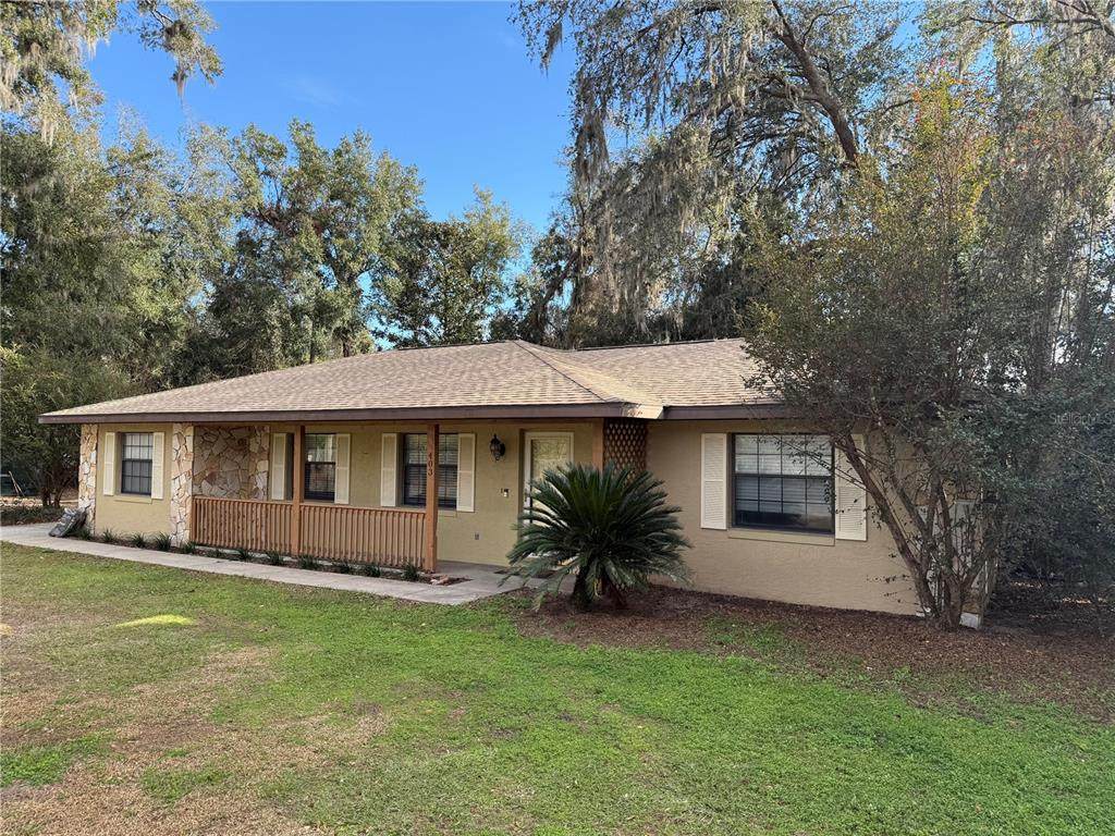403 Palm Avenue - Photo 1