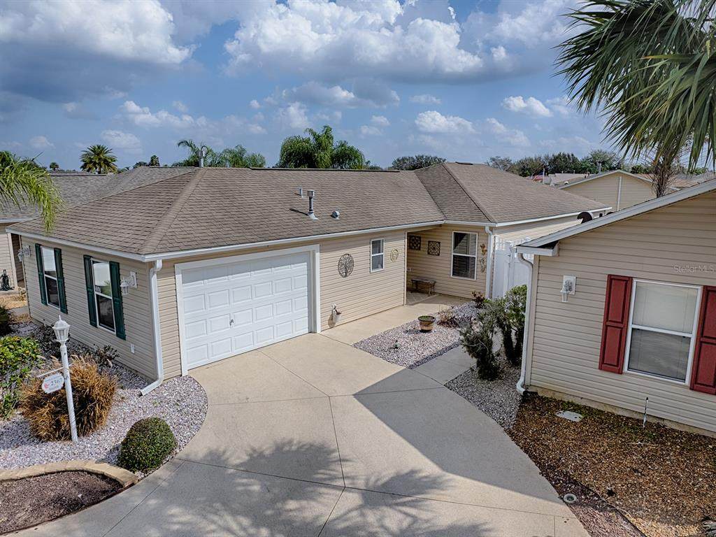 2367 Camden Terrace - Photo 1