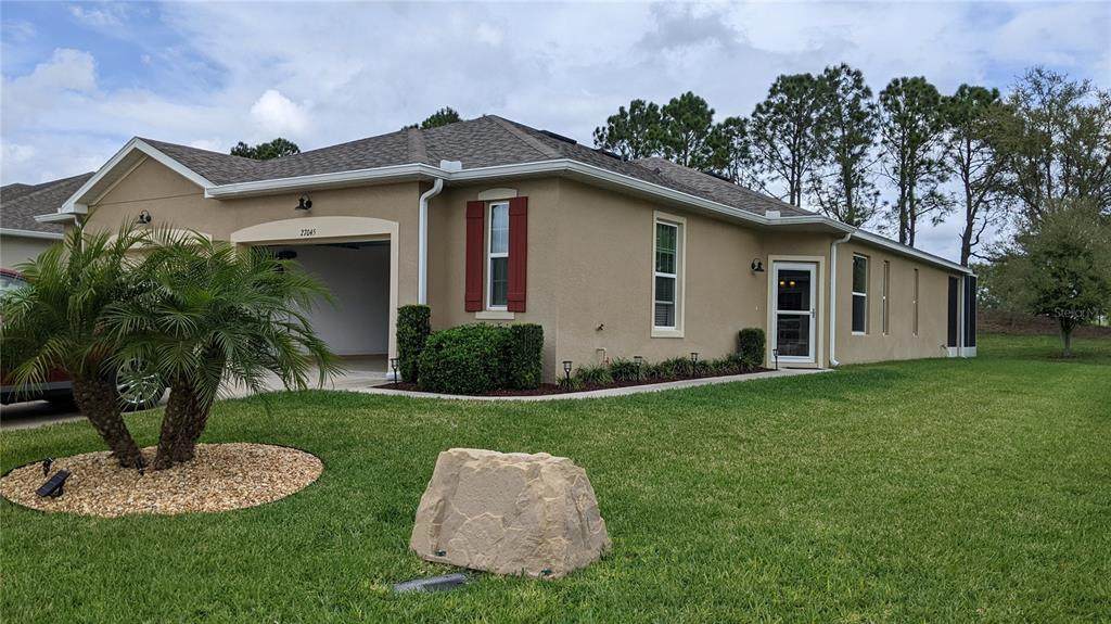 27045 White Plains Way - Photo 1