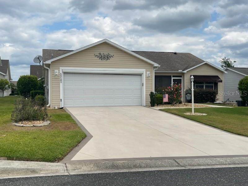 1723 Banberry Run - Photo 1