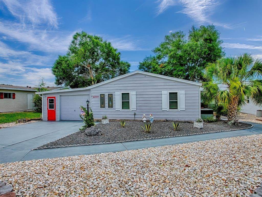 25007 Bellevue - Photo 1