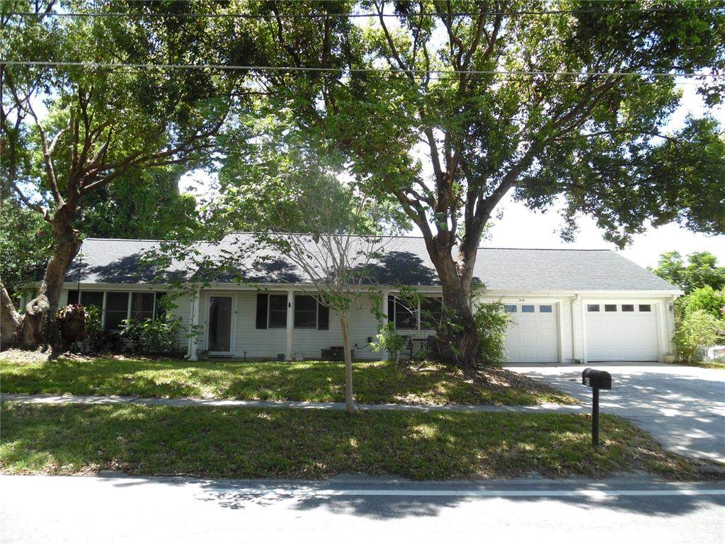 40 Triplet Lake Drive - Photo 1