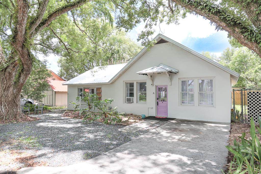 107 Iona Drive - Photo 1