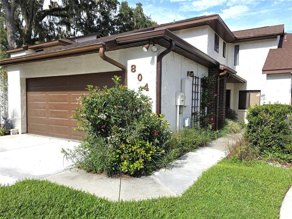 804 Palm Harbor Court - Photo 1
