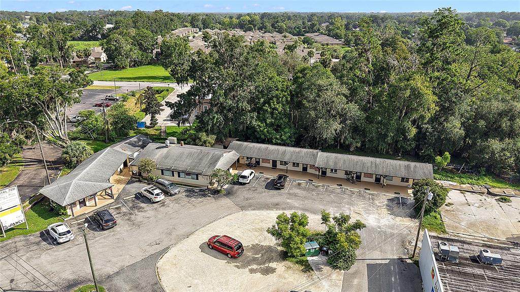 5035 Abshier Boulevard - Photo 1