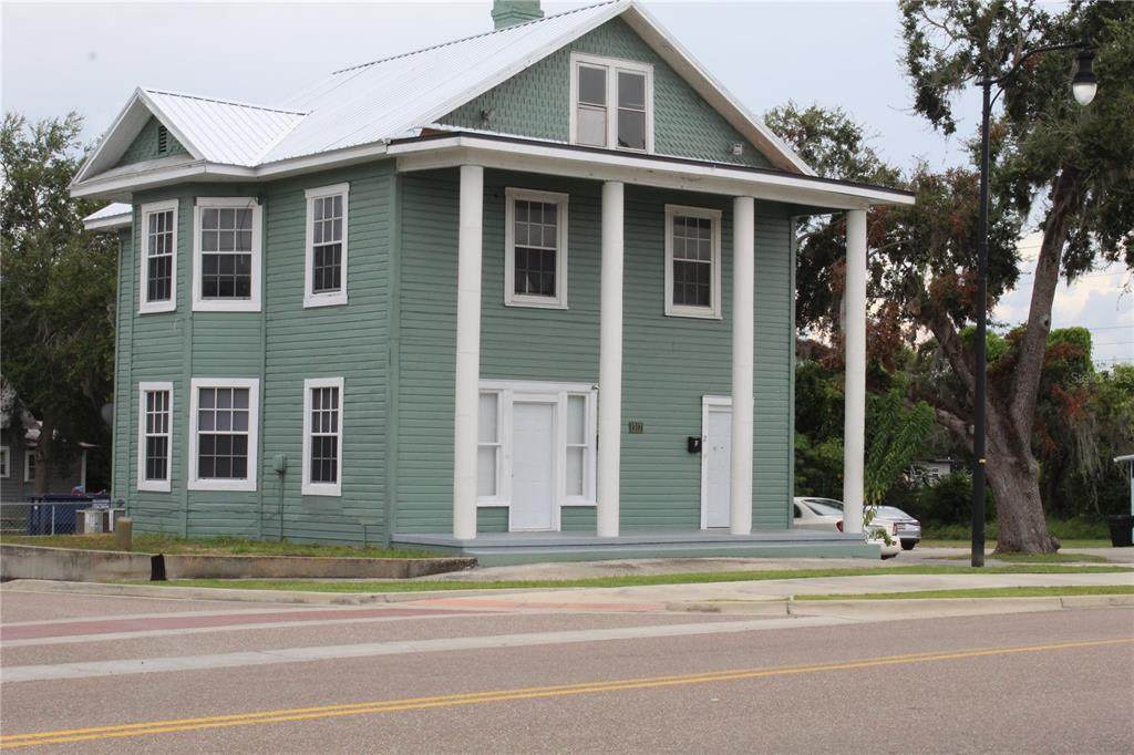 1317 Main Street - Photo 1