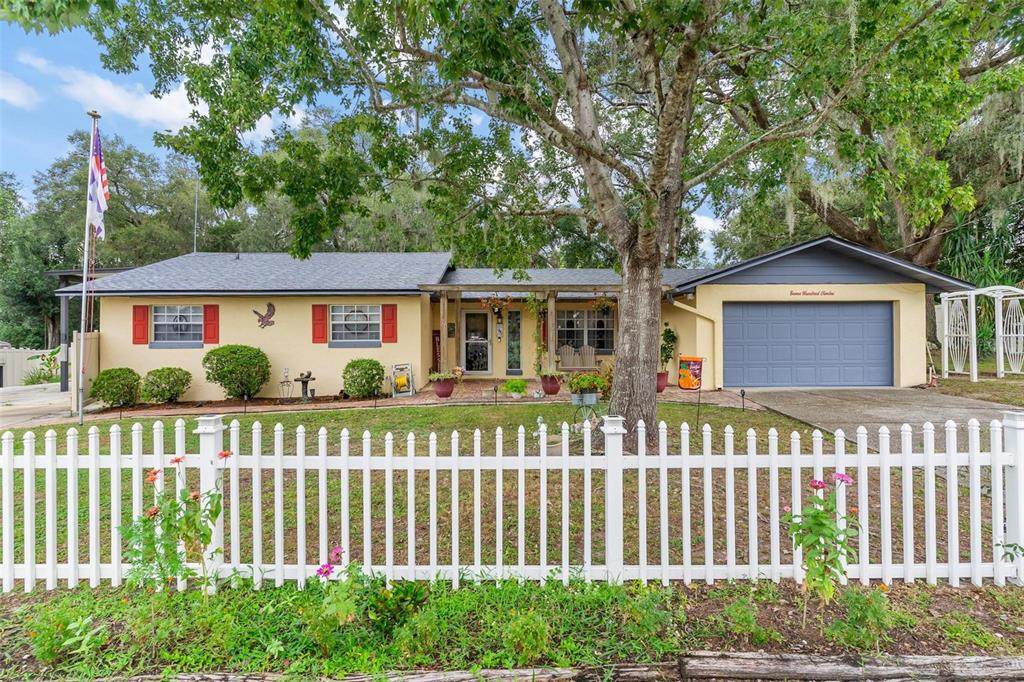 712 Southern Drive - Photo 1