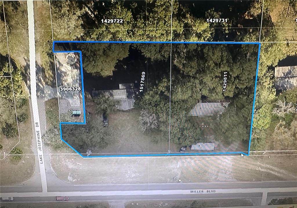 1639 Miller Boulevard - Photo 1