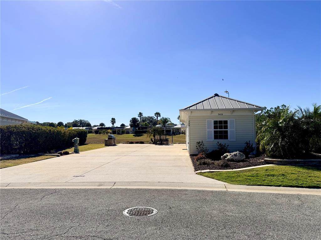 9404 49TH Terrace - Photo 1